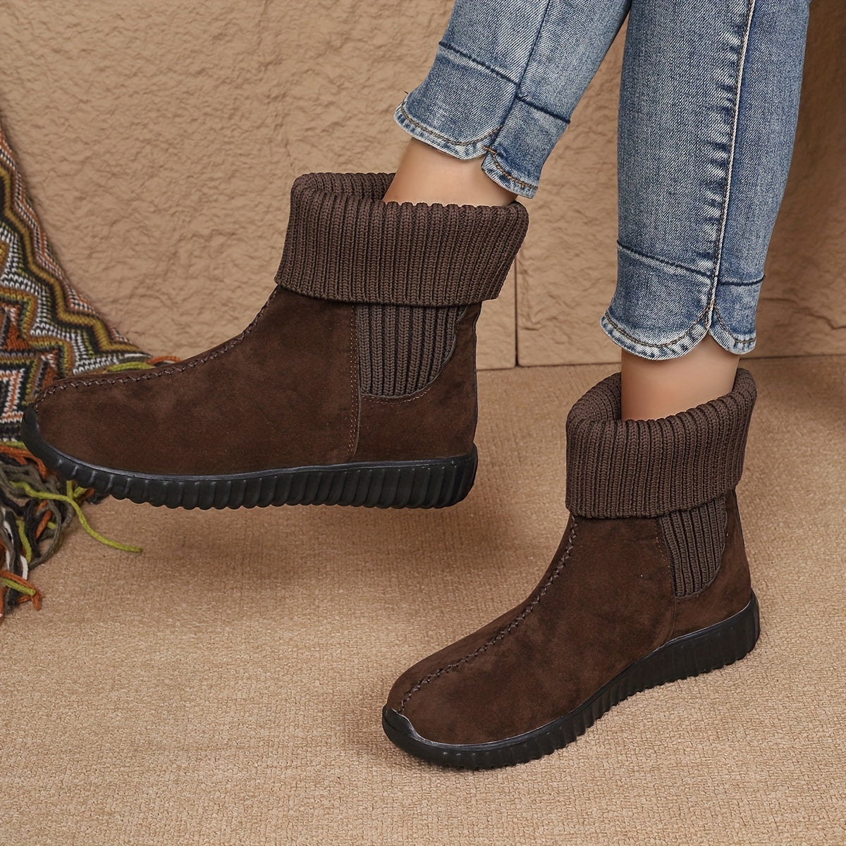 Ostatnia okazja – mega wyprzedaż do -50% – modne damskie botki w jednolitym kolorze